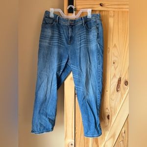 Chicos crop jeans (3 in Chicos sizing)